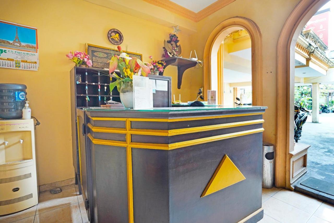 Oyo 91390 Kost Grand Royal Elite Hotel Surabaia Exterior foto