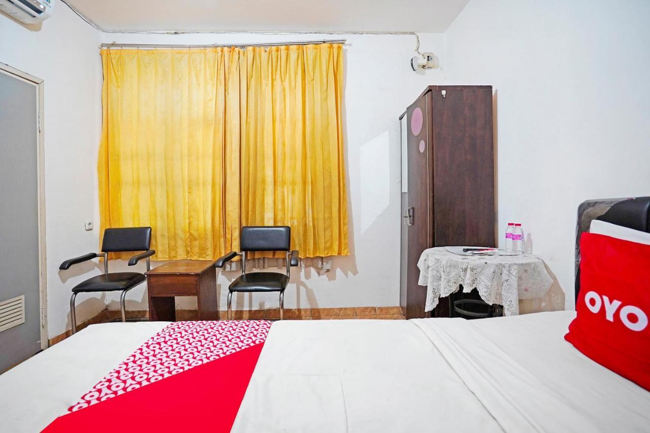 Oyo 91390 Kost Grand Royal Elite Hotel Surabaia Exterior foto