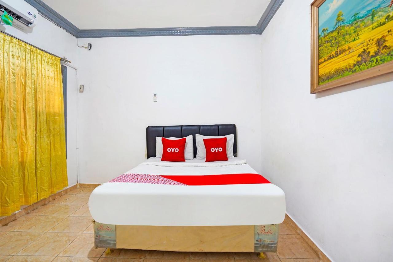 Oyo 91390 Kost Grand Royal Elite Hotel Surabaia Exterior foto