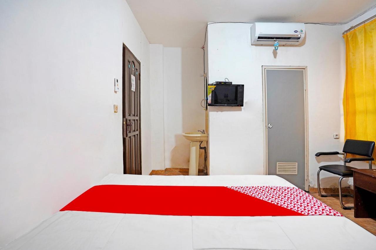 Oyo 91390 Kost Grand Royal Elite Hotel Surabaia Exterior foto