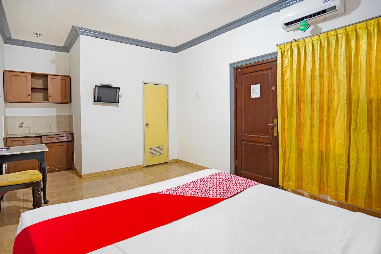 Oyo 91390 Kost Grand Royal Elite Hotel Surabaia Exterior foto