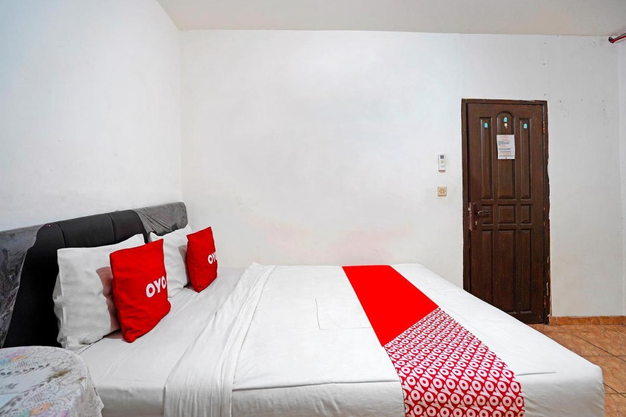 Oyo 91390 Kost Grand Royal Elite Hotel Surabaia Exterior foto
